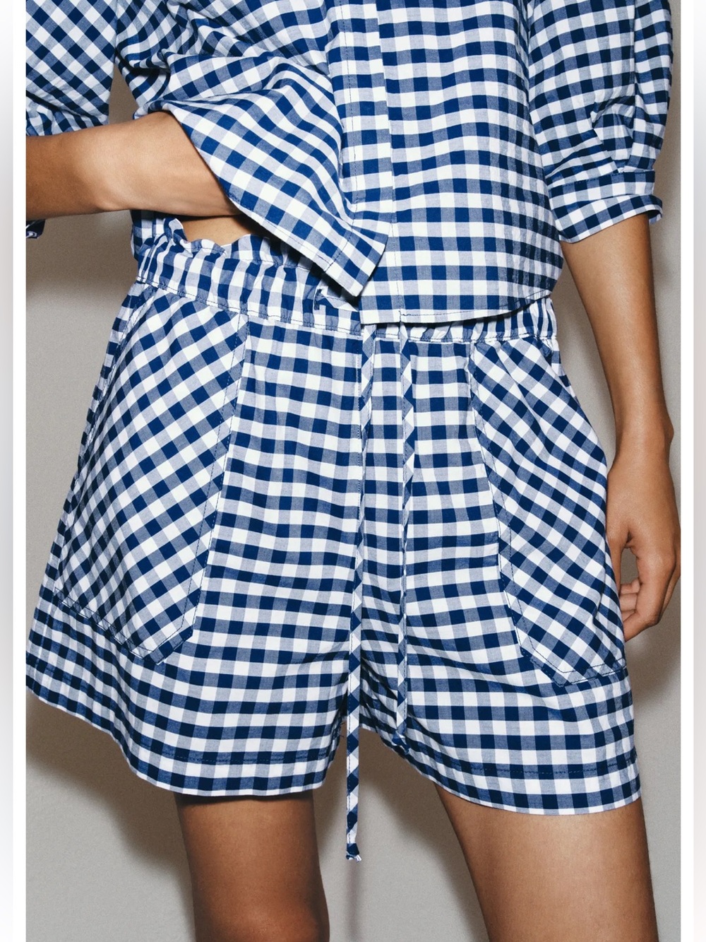 ZARA GINGHAM SHORTS ZW COLLECTION - Picture 5 of 11
